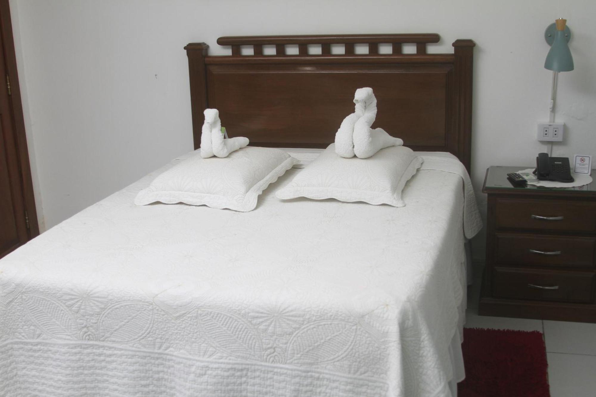 Buen Retiro Apart Hotel ซานตาครูซเดอลาเซียร์รา ภายนอก รูปภาพ